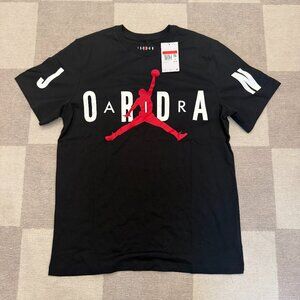 🔥 Nike Air Jordan Graphic Tee – Size Large – NWT 🔥